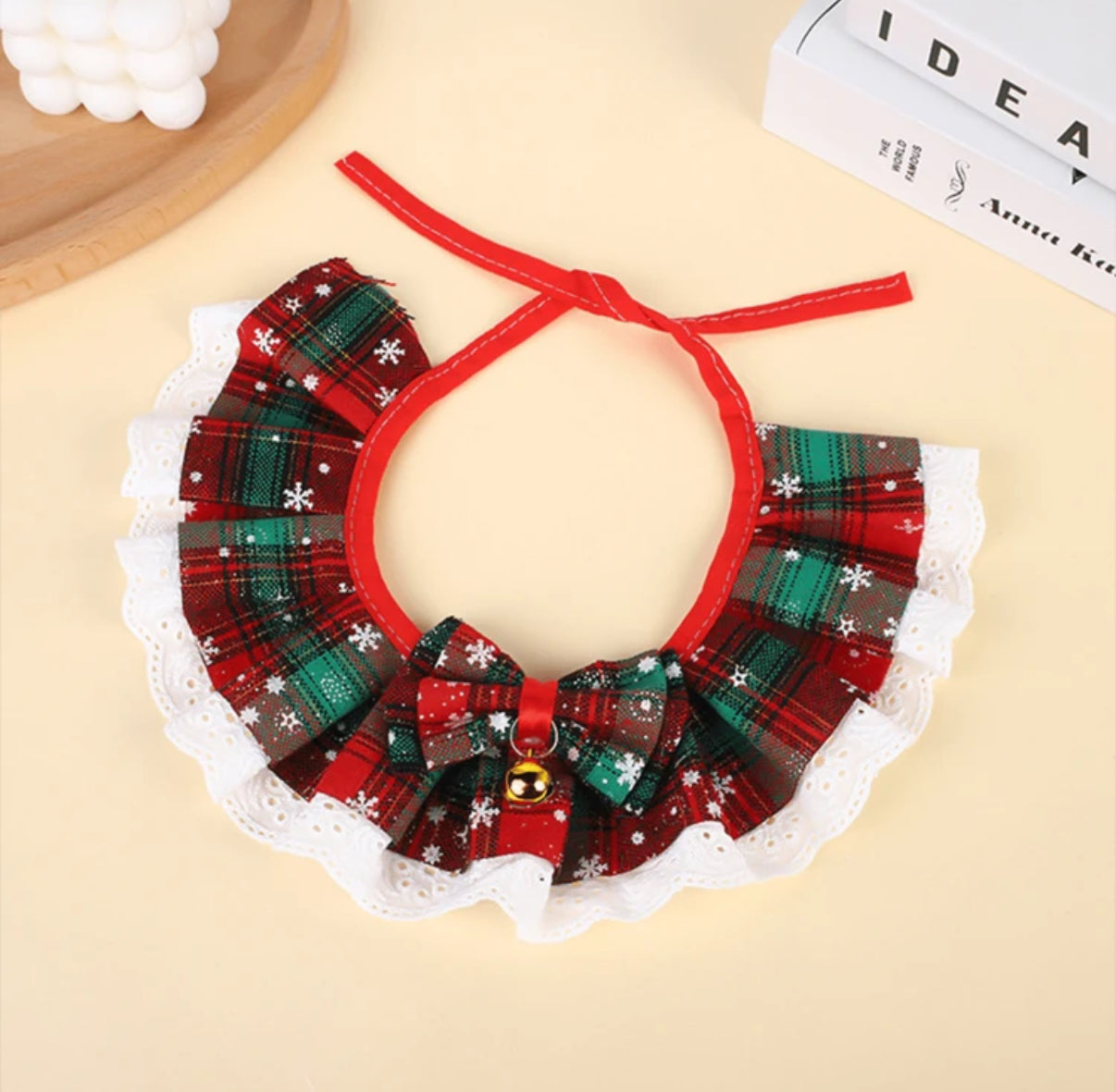 Christmas collar