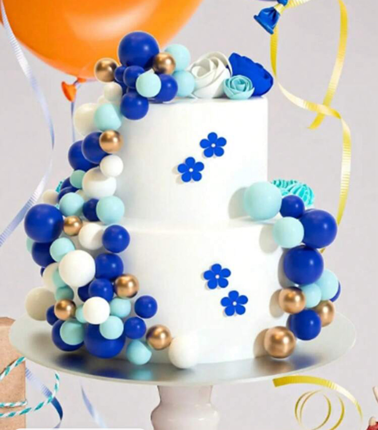 Blue Cake topper