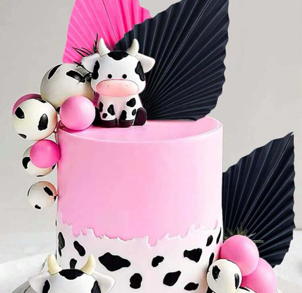 Pink Cow Cake topper