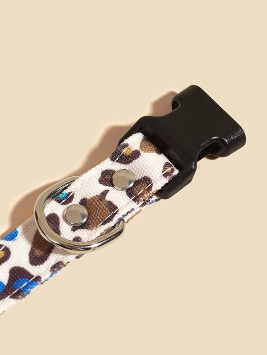 Collar con estampado leopardo