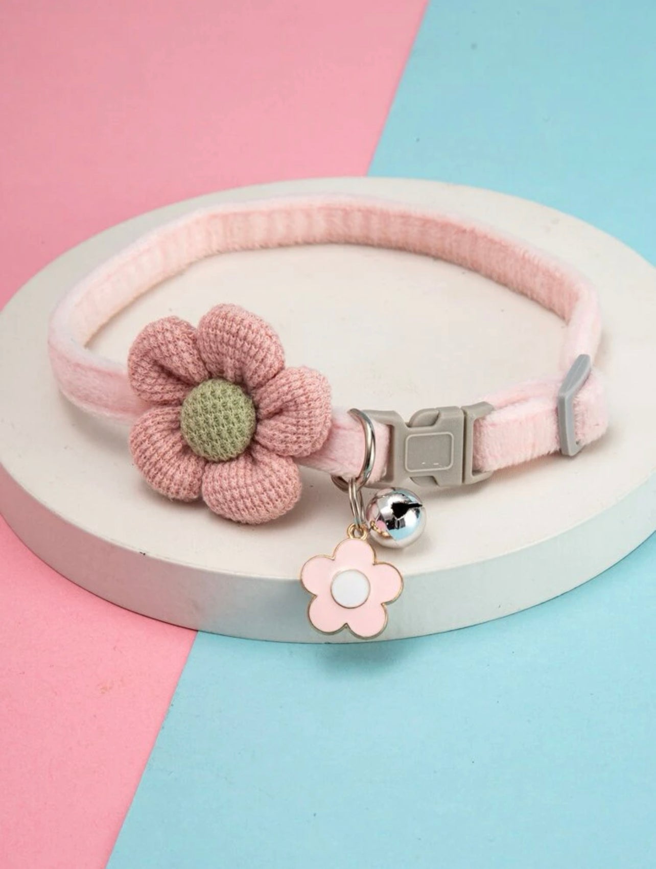 Small soft collar